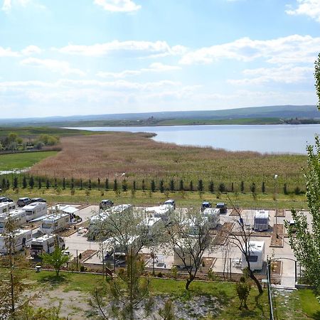 Ulasan Hotel Caravan Camping Ankara Bagian luar foto