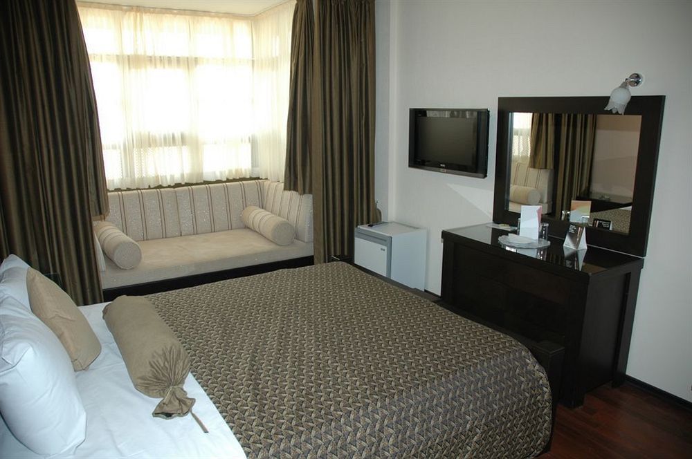 Ulasan Hotel Caravan Camping Ankara Bagian luar foto