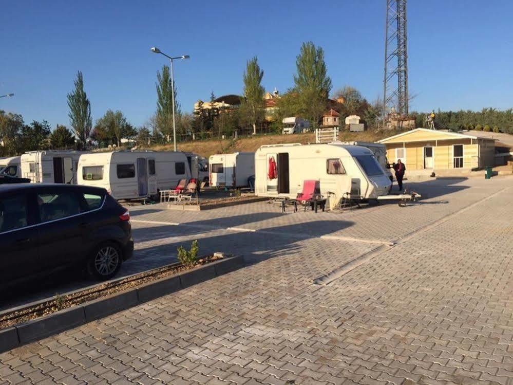 Ulasan Hotel Caravan Camping Ankara Bagian luar foto