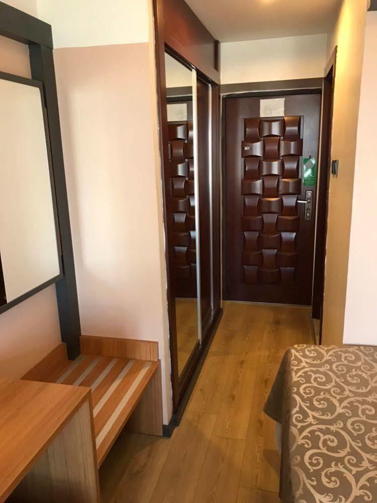 Ulasan Hotel Caravan Camping Ankara Bagian luar foto
