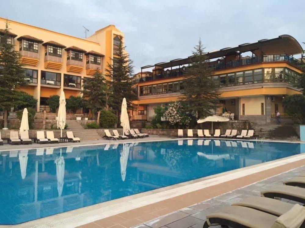 Ulasan Hotel Caravan Camping Ankara Bagian luar foto